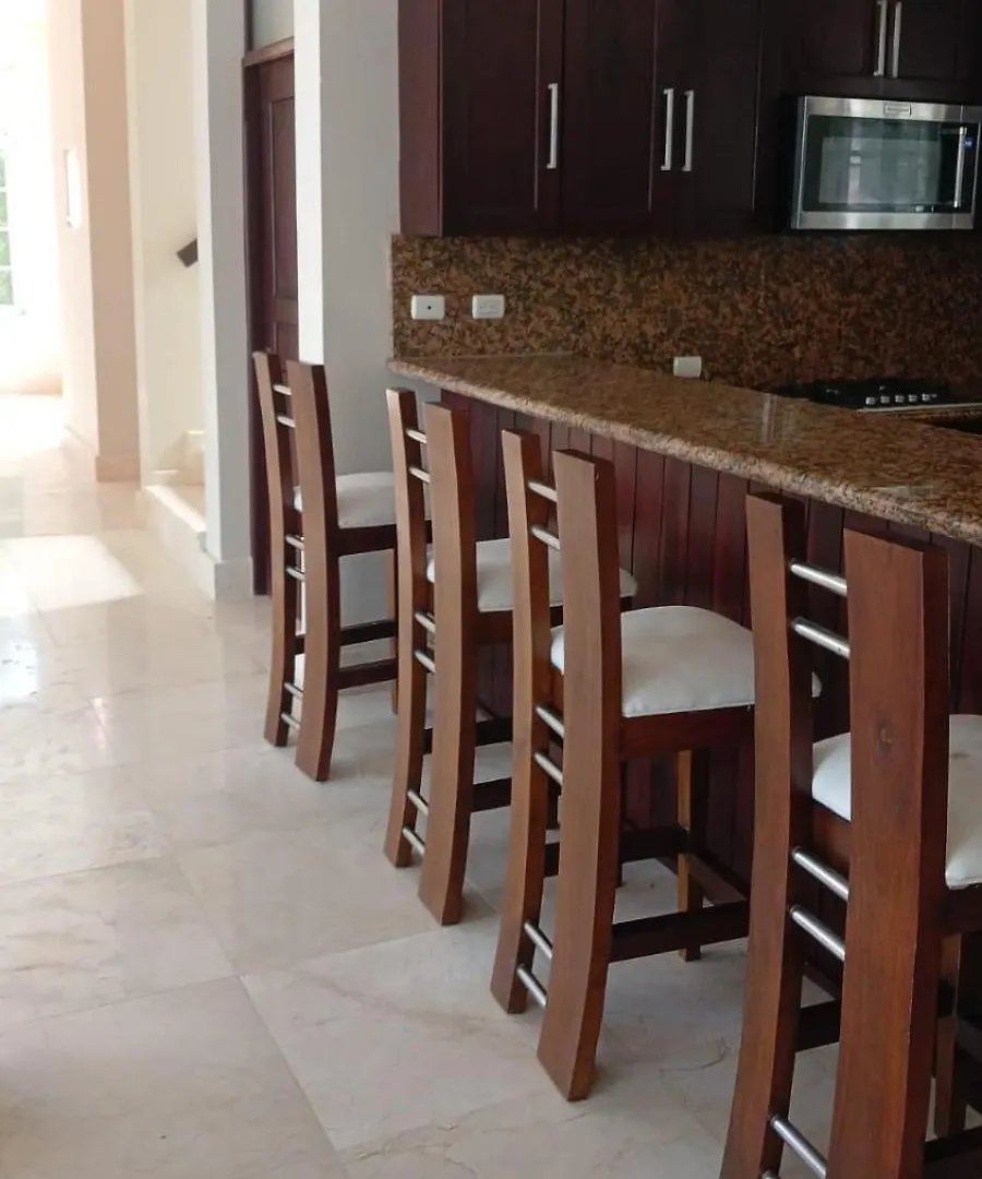 Nnmanor 4Bed 6 Full Bath & 2 Half Bath Pool Maid Quarters Villa Sosua